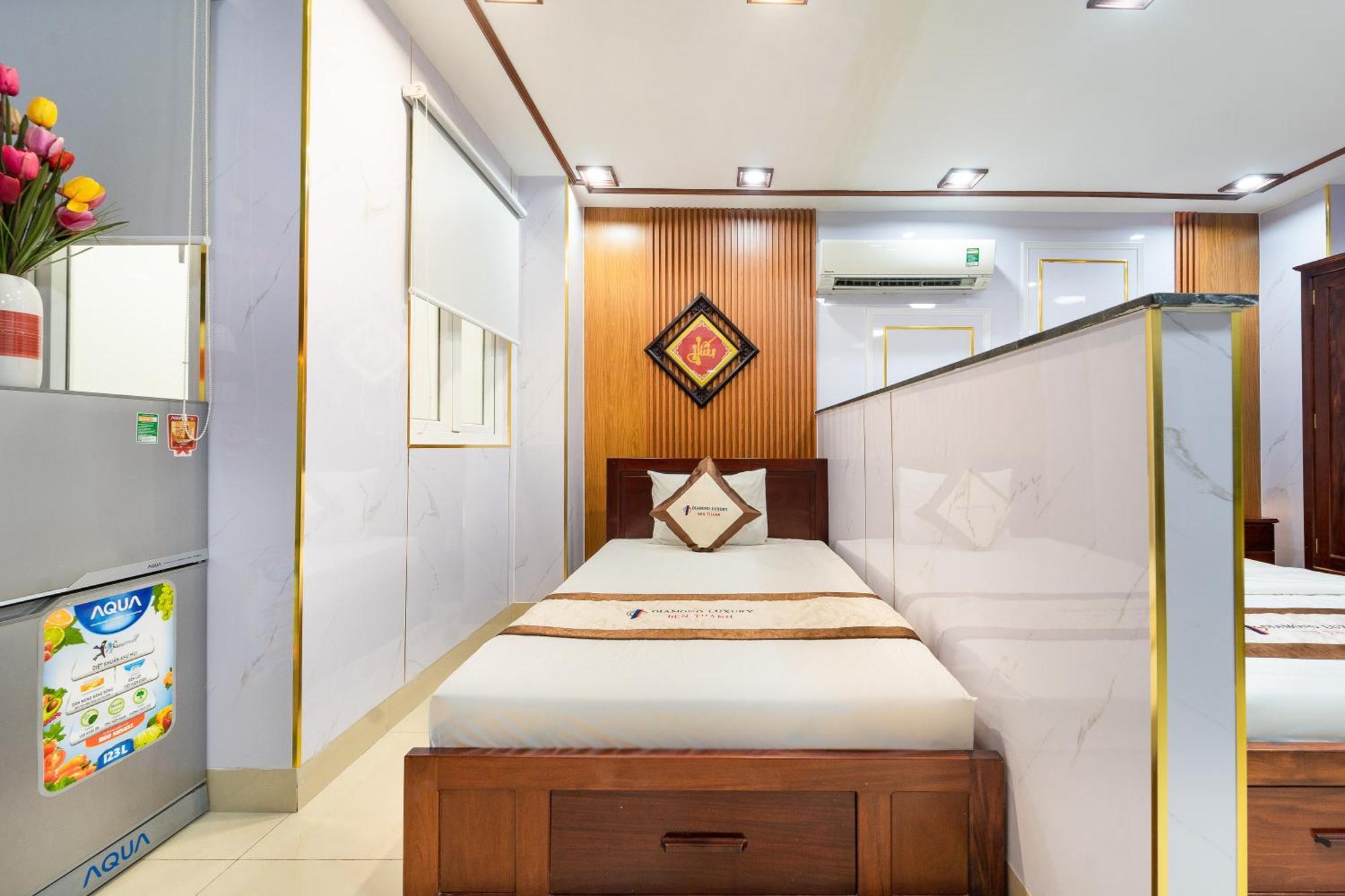 Diamond Luxury Ben Thanh Хошимин Экстерьер фото