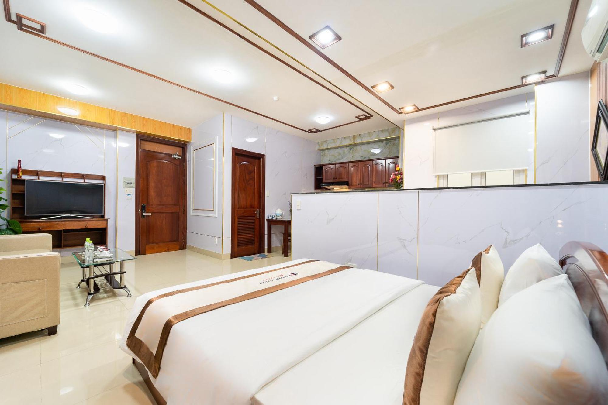Diamond Luxury Ben Thanh Хошимин Экстерьер фото